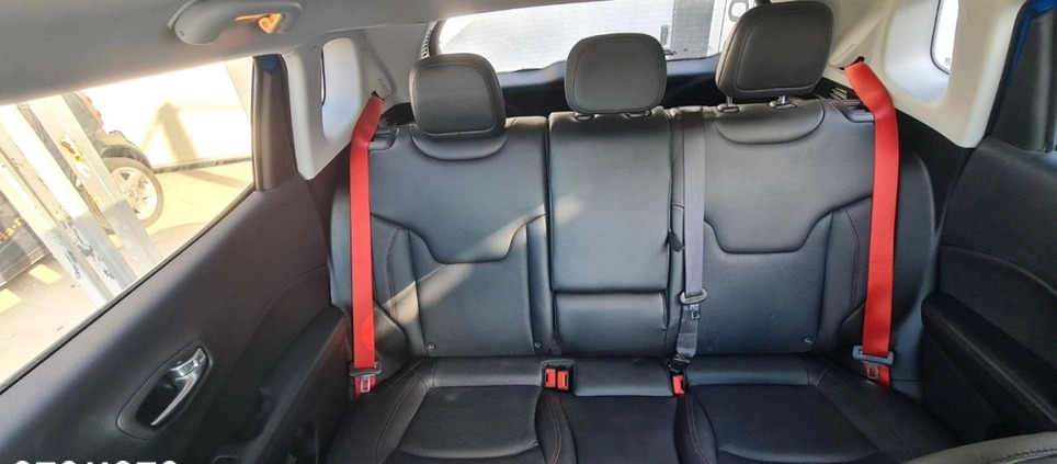 Jeep Compass cena 78900 przebieg: 99500, rok produkcji 2018 z Kępno małe 562